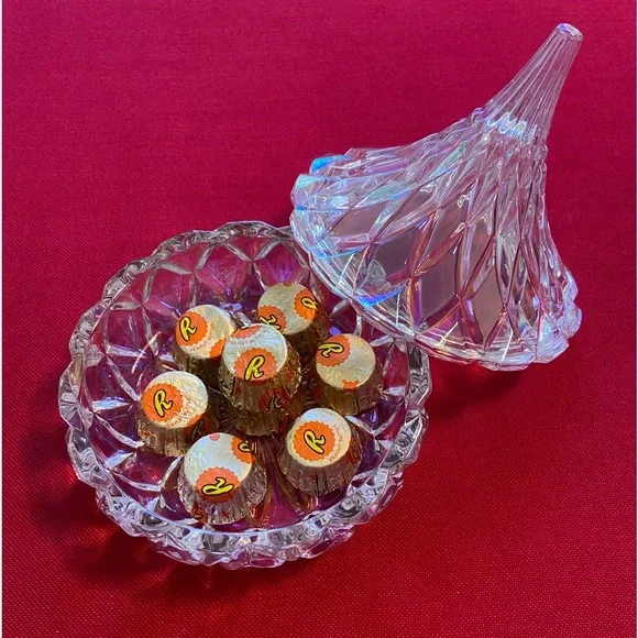 🤍 Hershey’s Kisses Crystal Covered Candy/Trinket Dish NWT - Picture 8 of 10